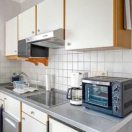 Moderne Am Wald In Schwalefeld 4*